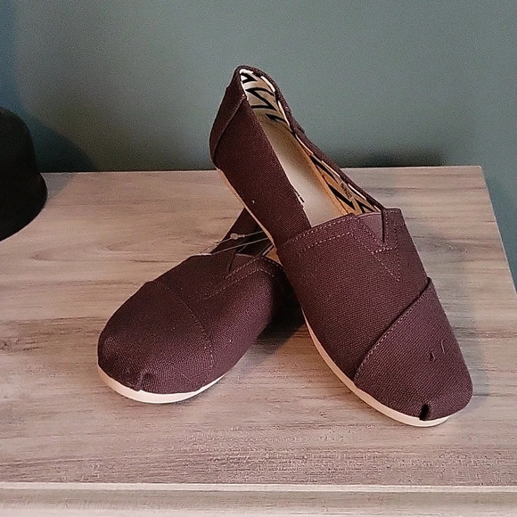 Toms Shoes - TOMS Alpargata Shoes